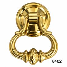 Drop Pull with Round Back Plate – Polished Brass – SKU 8402