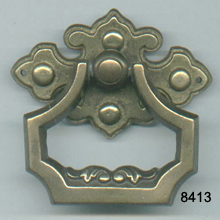 Antique Brass Drop Pull with Back Plate – 2 1/2″ | SKU 8413
