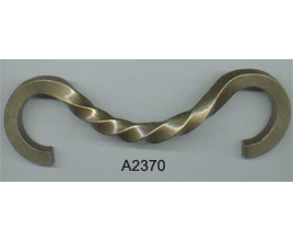 Twisted Brass Pull (SKU A2370)