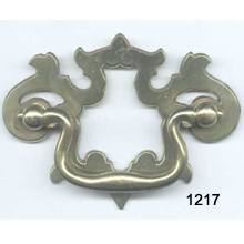 Antique Brass Cast Brass Back Plate with Bail – 1217